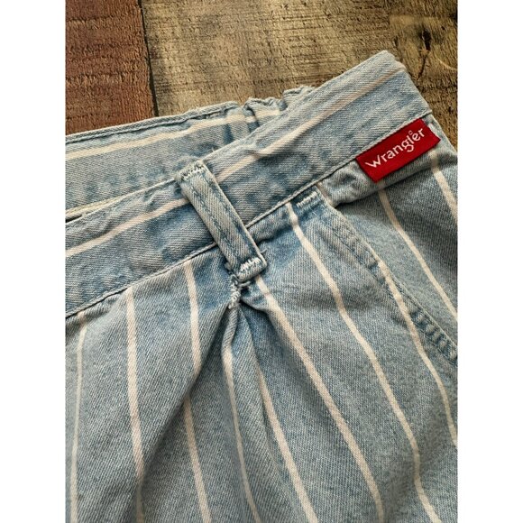 Vintage Wrangler Striped Light Blue Denim Shorts With Pleated Front & Button Clo - Picture 5 of 13